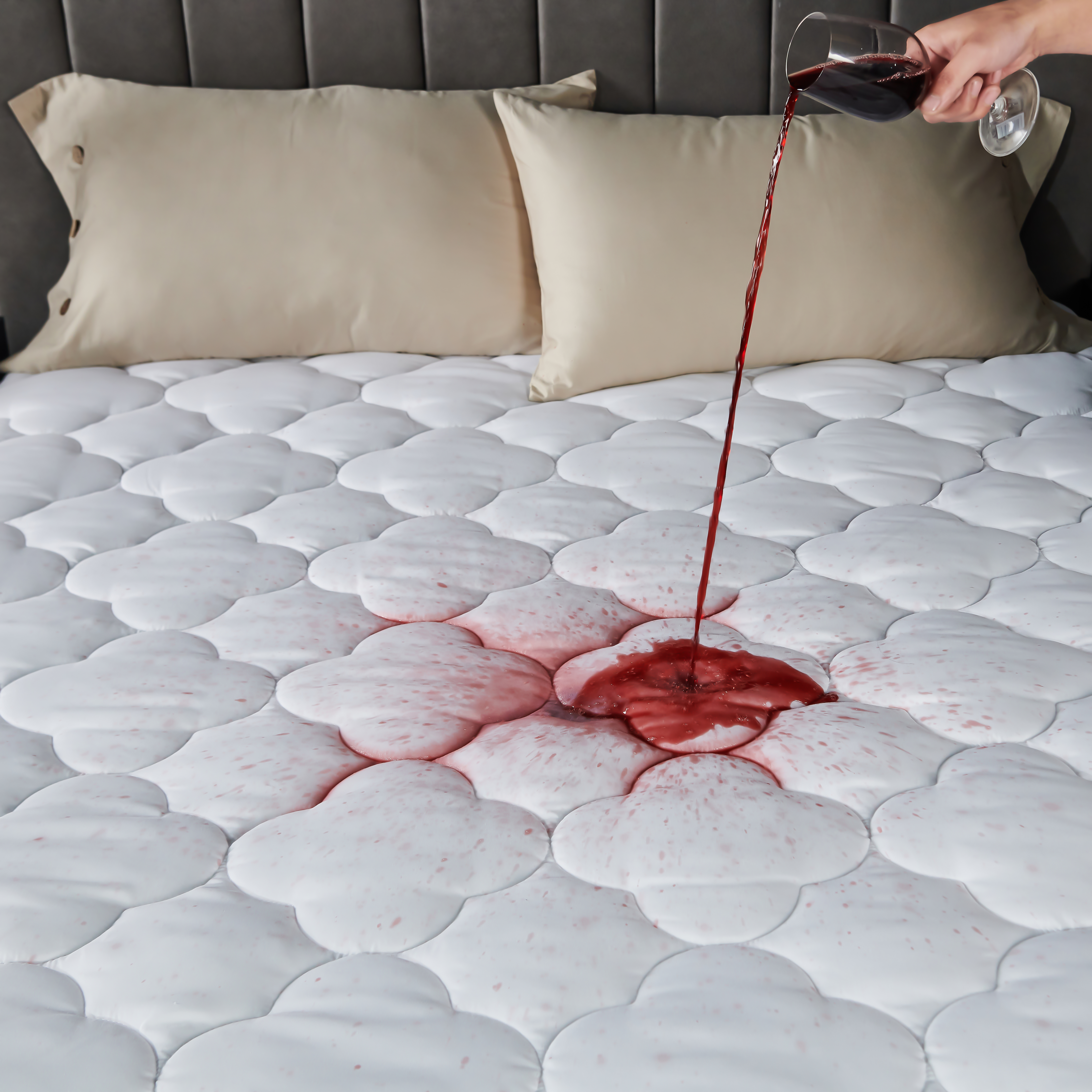 One-needle Quilted Waterproof Mattress Protector